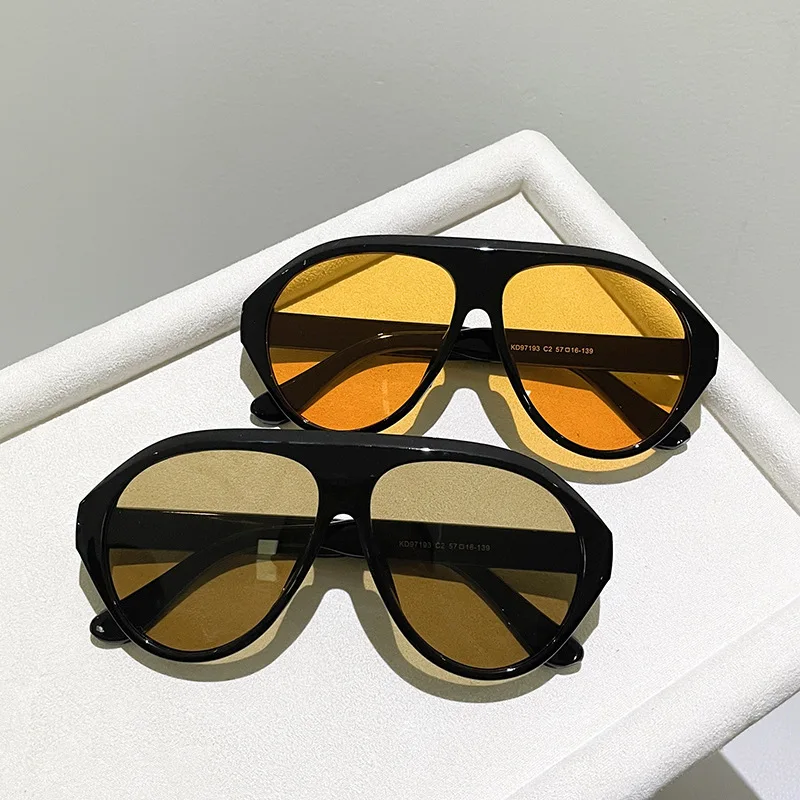 Modne, duże okulary przeciwsło – Vintage Fashion Glasses recenzja i cena