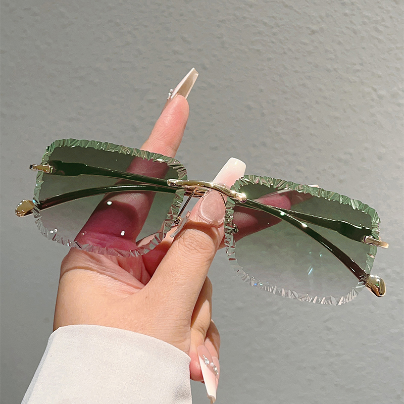 Okulary przeciwsłoneczne bezra – Vintage Fashion Glasses recenzja i cena