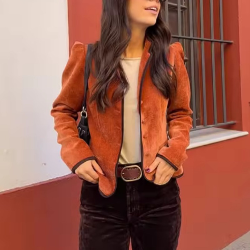 Żakiet z aksamitu z kontrastow – Velvet Blazer Vintage recenzja i cena
